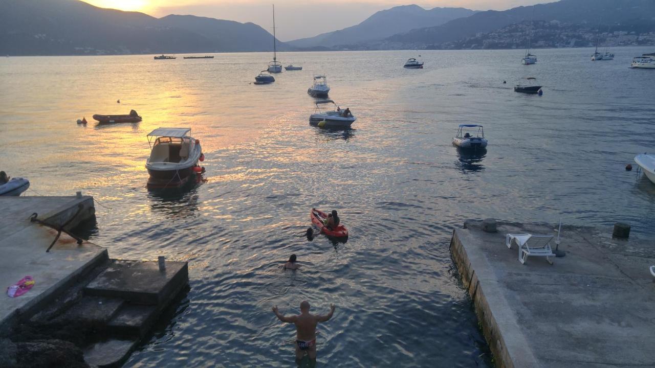 Villa Del Mare Herceg Novi Exterior photo